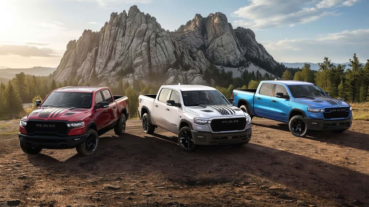 Ram prezanton tri kamionçina speciale për 250-vjetorin e SHBA-së Ram prezanton tri kamionçina speciale për 250-vjetorin e SHBA-së