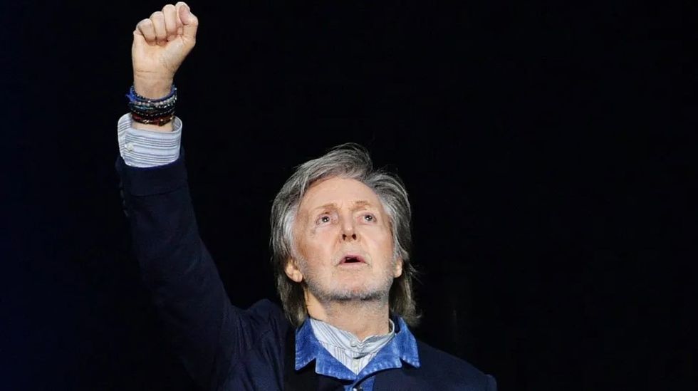 Paul McCartney njofton albumin e ri nostalgjik “The Boys of Dungeon Lane”