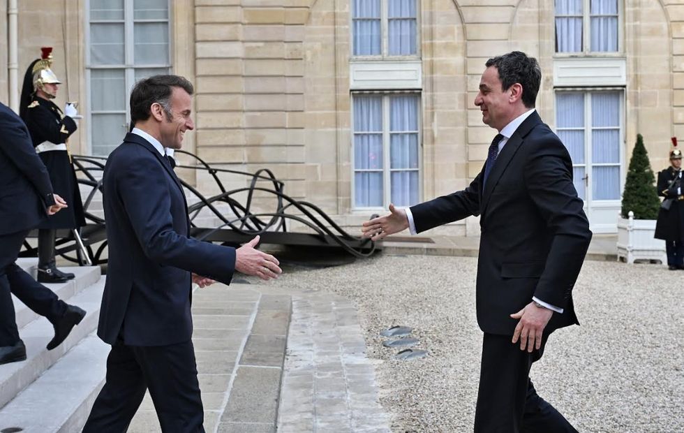 Takimi Kurti-Macron vlerësohet si hapje e rrugës për kthimin në dialogun Kosovë-Serbi