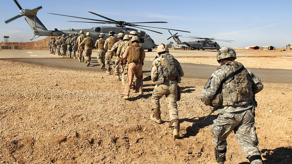 WP: SHBA po përgatitet për pushtim tokësor të Iranit