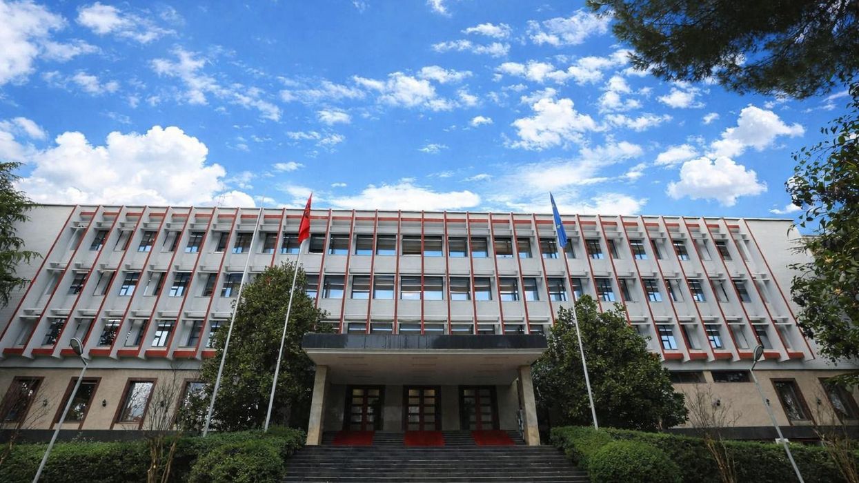 Ministria e Jashtme e Shqipërisë thirrje qytetarëve: Shmangni udhëtimet në Lindjen e Mesme Ministria e Jashtme e Shqipërisë thirrje qytetarëve: Shmangni udhëtimet në Lindjen e Mesme
