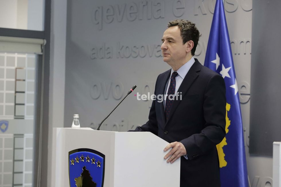 ​Kurti nuk komenton protestën e OVL- UÇK: Ekspozita për masakrat të korrigjohet