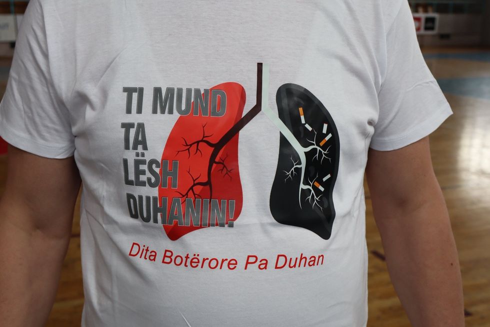 “Të rinjtë për një Kosovë pa duhan” - nxënësit aktivizohen në garën kreative kundër duhanit