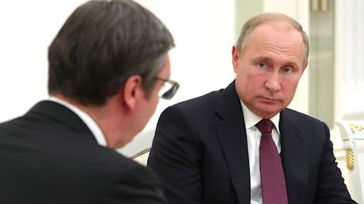 Vuçiq i ankohet Putinit për aleancën ushtarake Kosovë-Shqipëri-Kroaci Vuçiq i ankohet Putinit për aleancën ushtarake Kosovë-Shqipëri-Kroaci