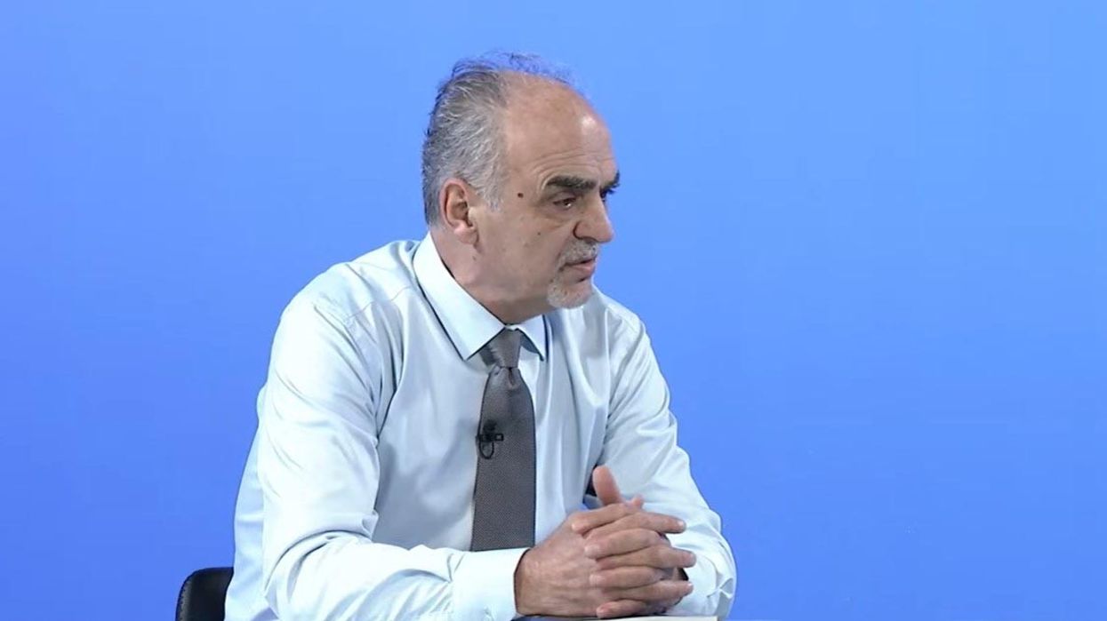”Kurti kalon nga emocioni në racionalitet” – Maloku: Sinjal për kompromis me opozitën ”Kurti kalon nga emocioni në racionalitet” – Maloku: Sinjal për kompromis me opozitën