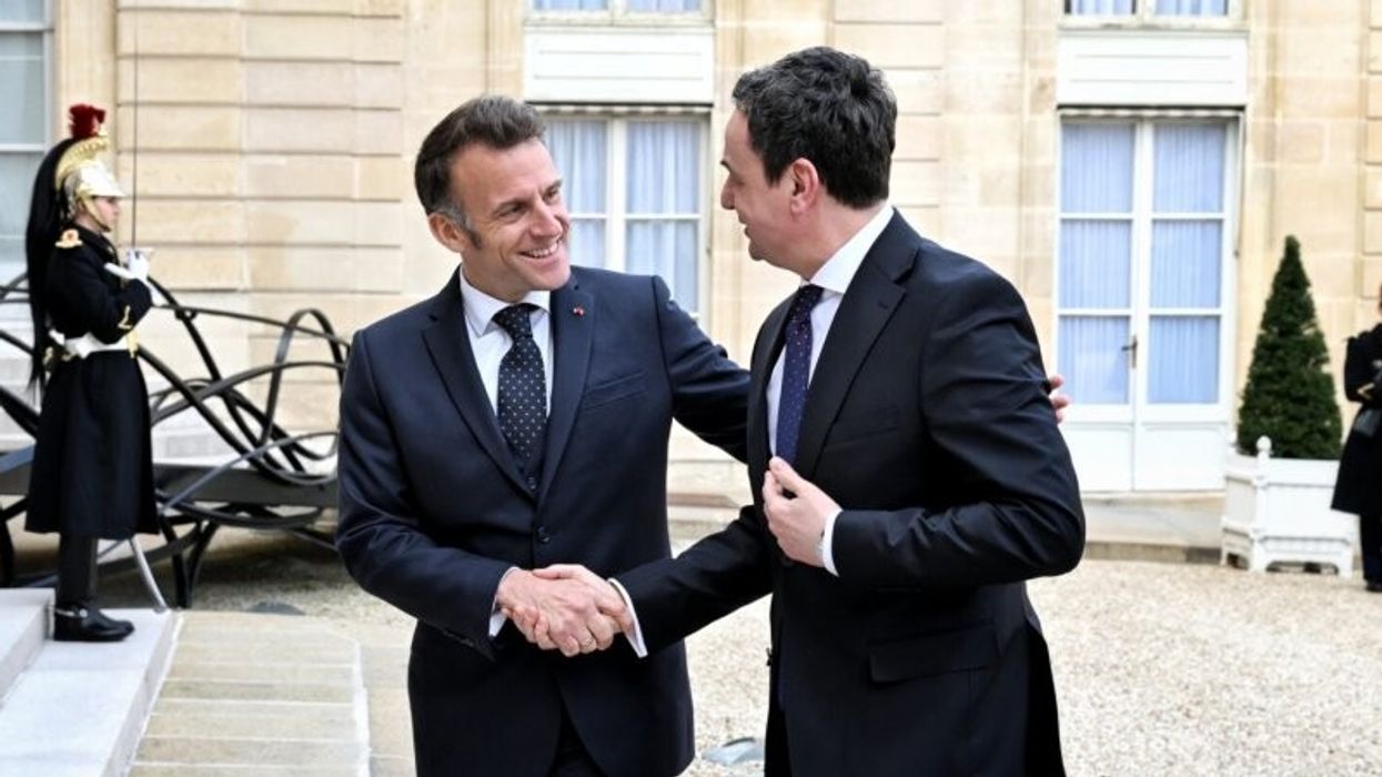 Aleanca e dezinformimit: Si u amplifikuan pretendimet e rreme të Vuçiqit për takimin Kurti-Macron nga rrjeti rus Aleanca e dezinformimit: Si u amplifikuan pretendimet e rreme të Vuçiqit për takimin Kurti-Macron nga rrjeti rus