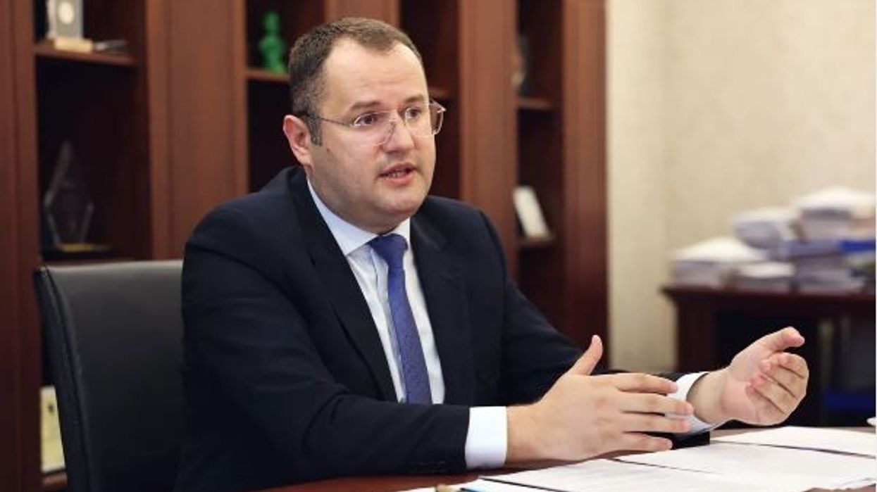 Guvernatori Ismaili: Investimet e huaja direkte në Kosovë mund të kalojnë rekordin prej 1 miliard eurosh të vitit 2025 Guvernatori Ismaili: Investimet e huaja direkte në Kosovë mund të kalojnë rekordin prej 1 miliard eurosh të vitit 2025