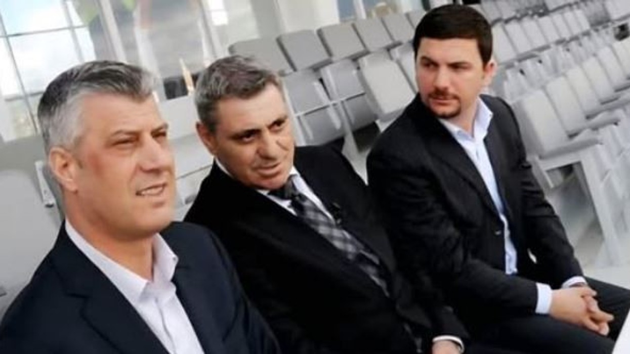 Krasniqi publikon foto me Thaçin e Vokrrin: Sonte luajmë për ëndrrën e madhe amerikane