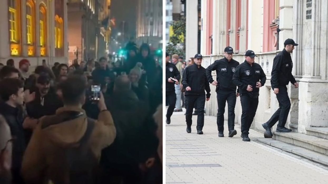 Protesta në Beograd pas hyrjes së policisë në Universitet Protesta në Beograd pas hyrjes së policisë në Universitet