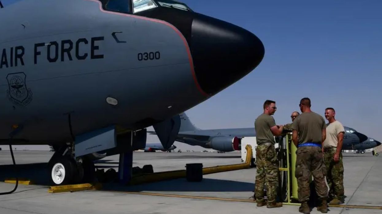 Irani paralajmëroi Bullgarinë të mos lejojë që SHBA-të të përdorin aeroportet e saj Irani paralajmëroi Bullgarinë të mos lejojë që SHBA-të të përdorin aeroportet e saj