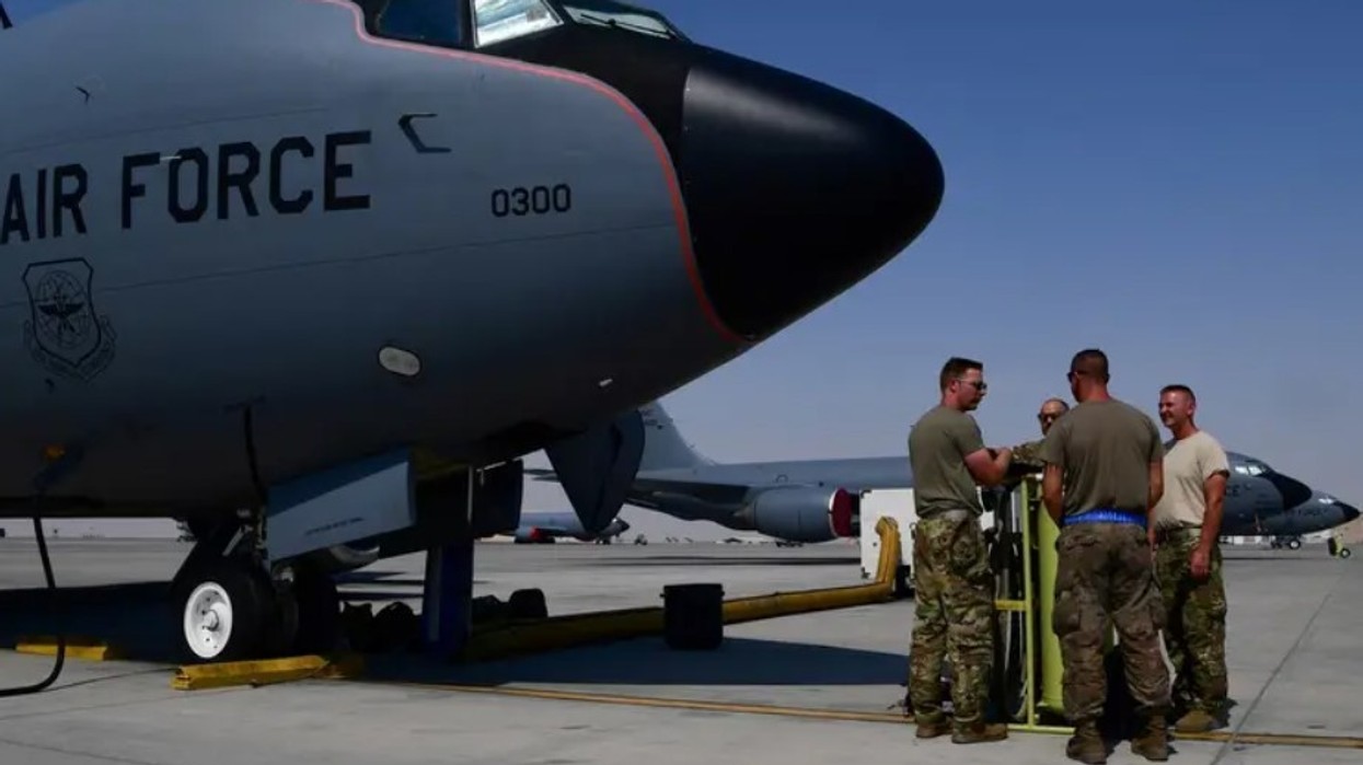 Irani paralajmëroi Bullgarinë të mos lejojë që SHBA-të të përdorin aeroportet e saj