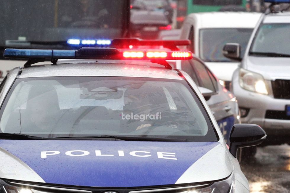 Kontrabandë me emigrantë në Babush të Ferizajt, shoqërohen në polici tetë persona