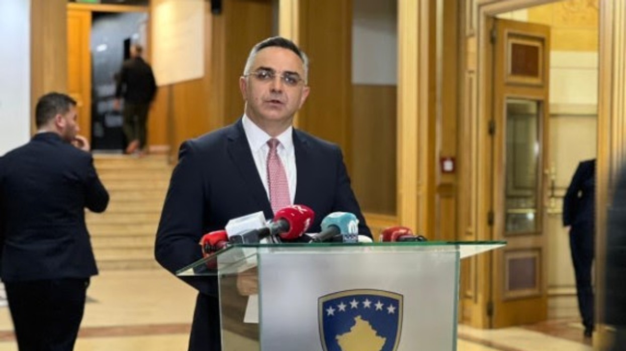 Tahiri për pagën e 13-të: Marre me u shpërnda për sektorin publik e mos të ndihmohet ai privat