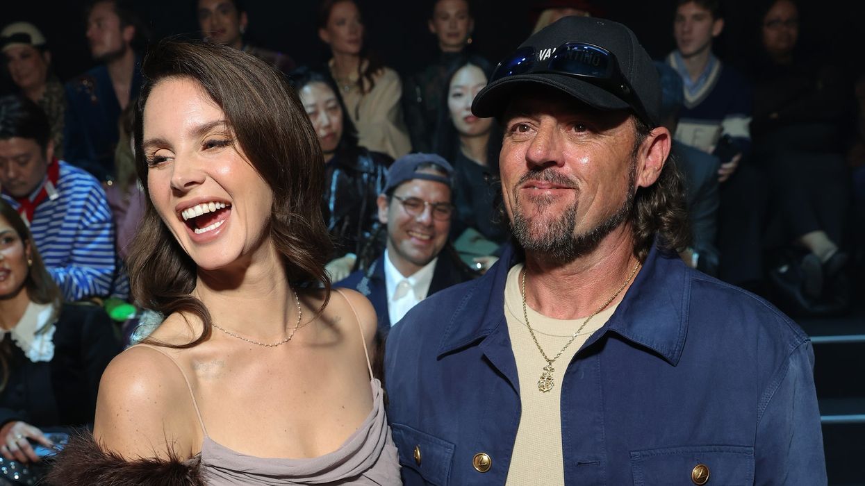 Burri i Lana Del Rey u përgjigjet thirrjeve se martesa e tyre nuk do të zgjasë: Jeni xheloz për atë që kam unë Burri i Lana Del Rey u përgjigjet thirrjeve se martesa e tyre nuk do të zgjasë: Jeni xheloz për atë që kam unë