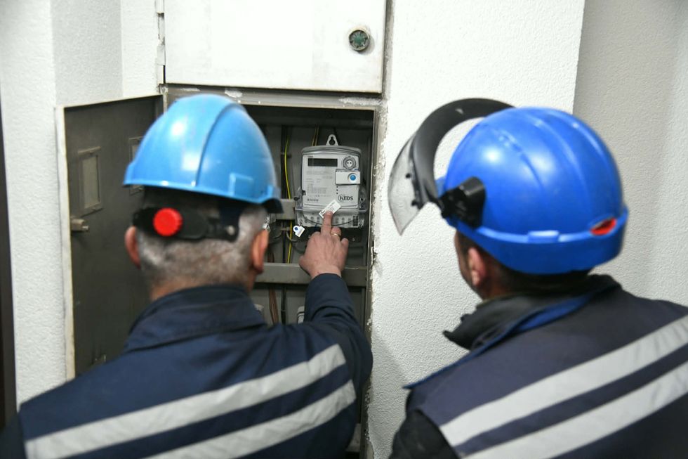 MINTI kërkon masa nga ZRRE, KEDS-i do të gjobitet