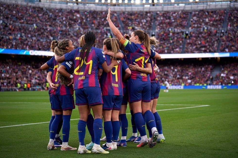 Barcelona shkatërron Real Madridin me gjashtë gola dhe siguron gjysmëfinalen e Ligës së Kampionëve