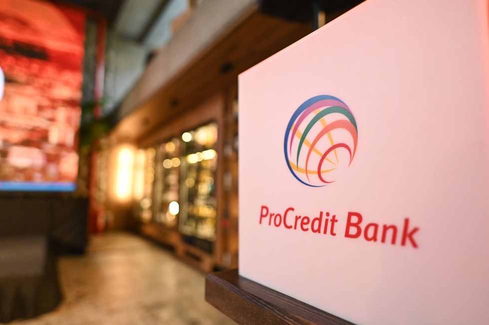 Më shumë kohë për jetën, më pak për bankën - ProCredit Bank prezanton aplikacionin e ri në kuadër të fushatës 