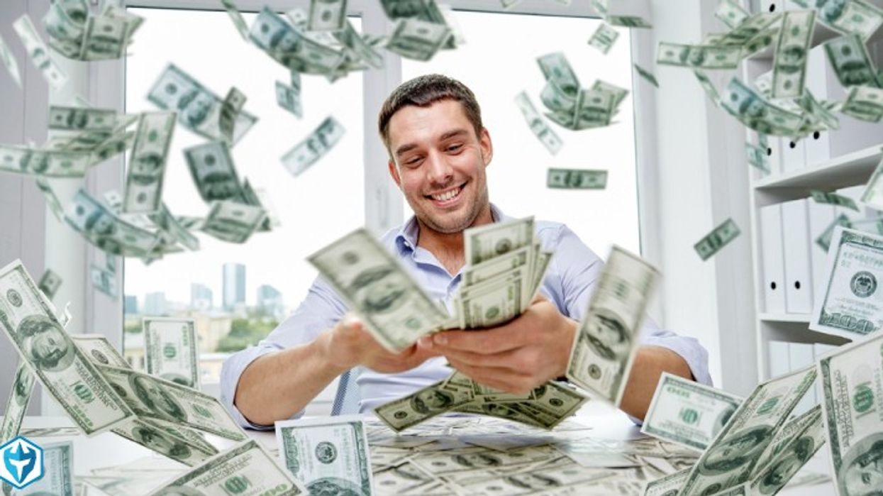 Nuk gjeti biletën e lotarisë që donte, por fitoi 1 milion dollarë me një tjetër zgjedhje Nuk gjeti biletën e lotarisë që donte, por fitoi 1 milion dollarë me një tjetër zgjedhje