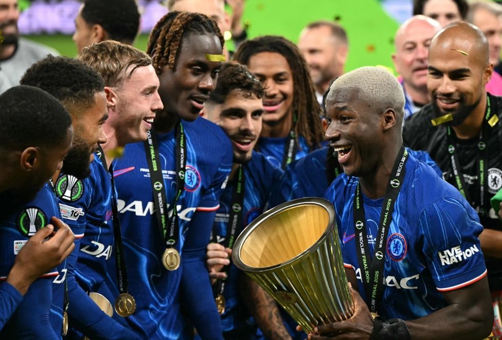 “Nuk i dihet të ardhmes”, ylli i Chelseat lë të hapur derën për Real Madridin