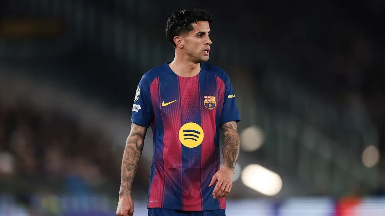 Joao Cancelo e fton yllin e Man Cityt të transferohet te Barcelona Joao Cancelo e fton yllin e Man Cityt të transferohet te Barcelona