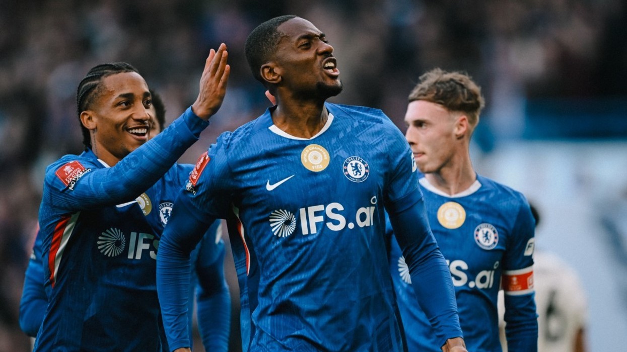 Chelsea e “shpartallon” Port Vale për t’u kualifikuar në gjysmëfinale të FA Cup