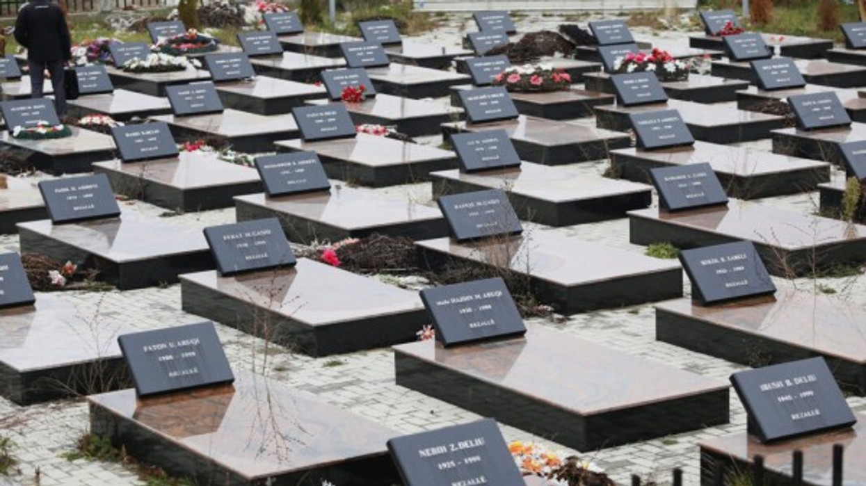 27 vjet nga masakra e Rezallës