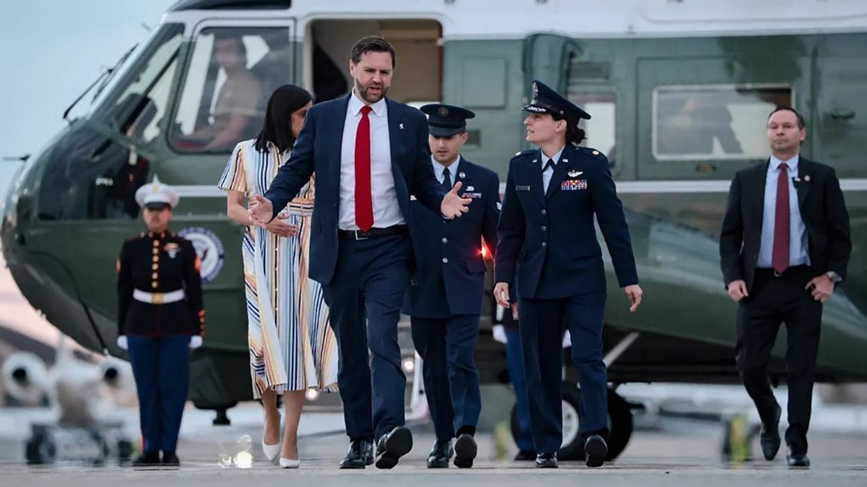 Zëvendëspresidenti amerikan Vance shkon në Budapest për mbështetje të Orbánit, përpara zgjedhjeve parlamentare në Hungari Zëvendëspresidenti amerikan Vance shkon në Budapest për mbështetje të Orbánit, përpara zgjedhjeve parlamentare në Hungari