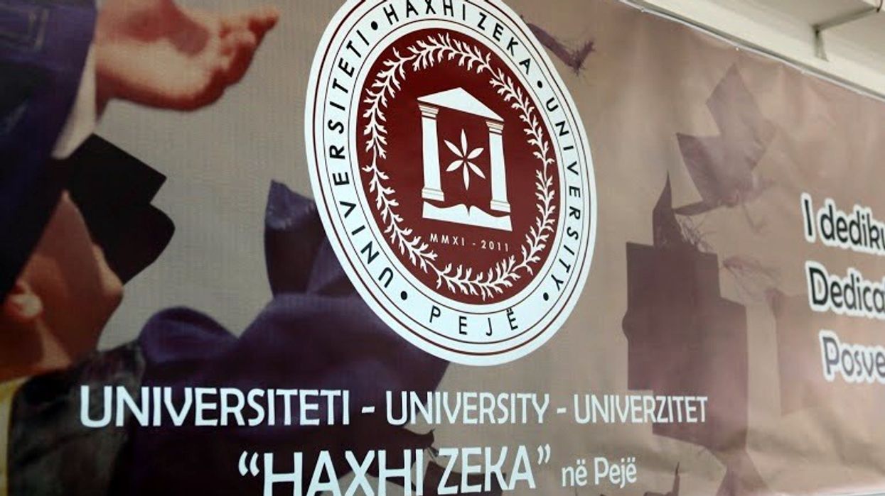 Studentët e Pejës protestë paqësore kundër gjuhës së urrejtjes dhe deformimit të historisë Studentët e Pejës protestë paqësore kundër gjuhës së urrejtjes dhe deformimit të historisë