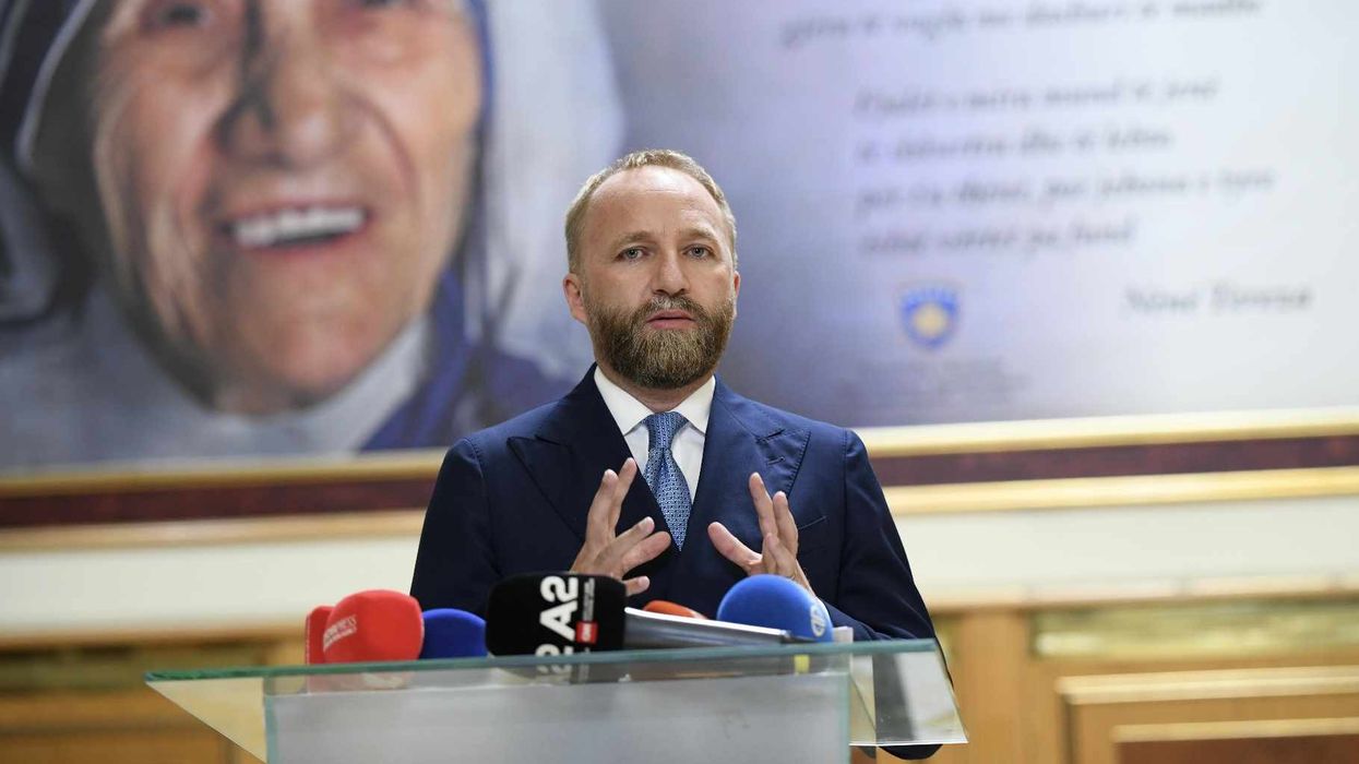 Tahiri: Vendimi për 32 milionë euro dëm për Prishtinën, precedent i rrezikshëm dhe skandal juridik Tahiri: Vendimi për 32 milionë euro dëm për Prishtinën, precedent i rrezikshëm dhe skandal juridik