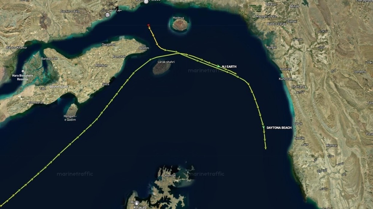 Vetëm anije të lidhura me Iranin kanë kaluar nëpër Ngushticën e Hormuzit që nga armëpushimi