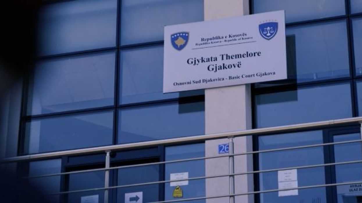 Një muaj paraburgim për babain që dyshohet se sulmoi seksualisht vajzën e tij Një muaj paraburgim për babain që dyshohet se sulmoi seksualisht vajzën e tij