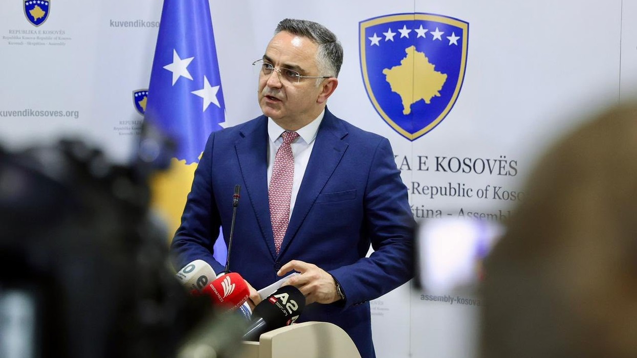 Tahiri: Pa informacione për presidentin, vendi drejt zgjedhjeve