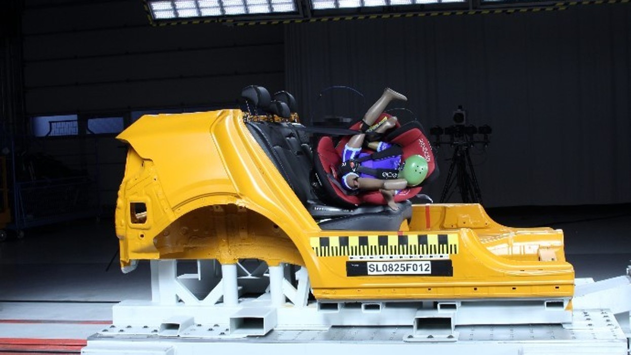 Alarm për prindërit - disa ulëse fëmijësh rrezikojnë jetën e të vegjëlve!