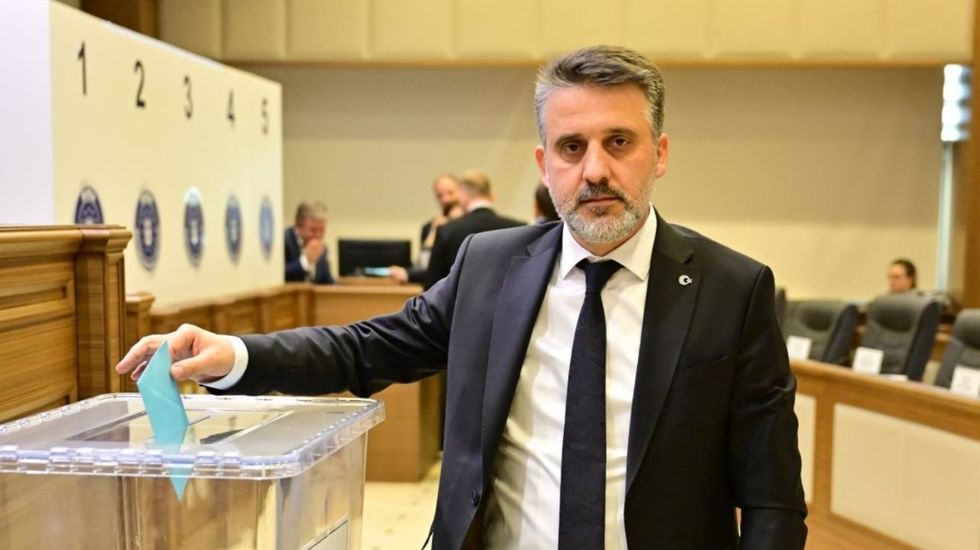 Shahin Biba, me prejardhje nga Prizreni, zgjidhet kryetar i Bursës