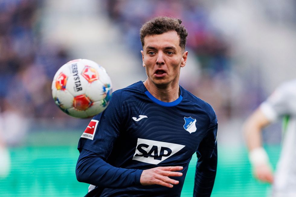 Fisnik Asllani “fluturon” në Bundesligë – tjetër asistim për Hoffenheimin