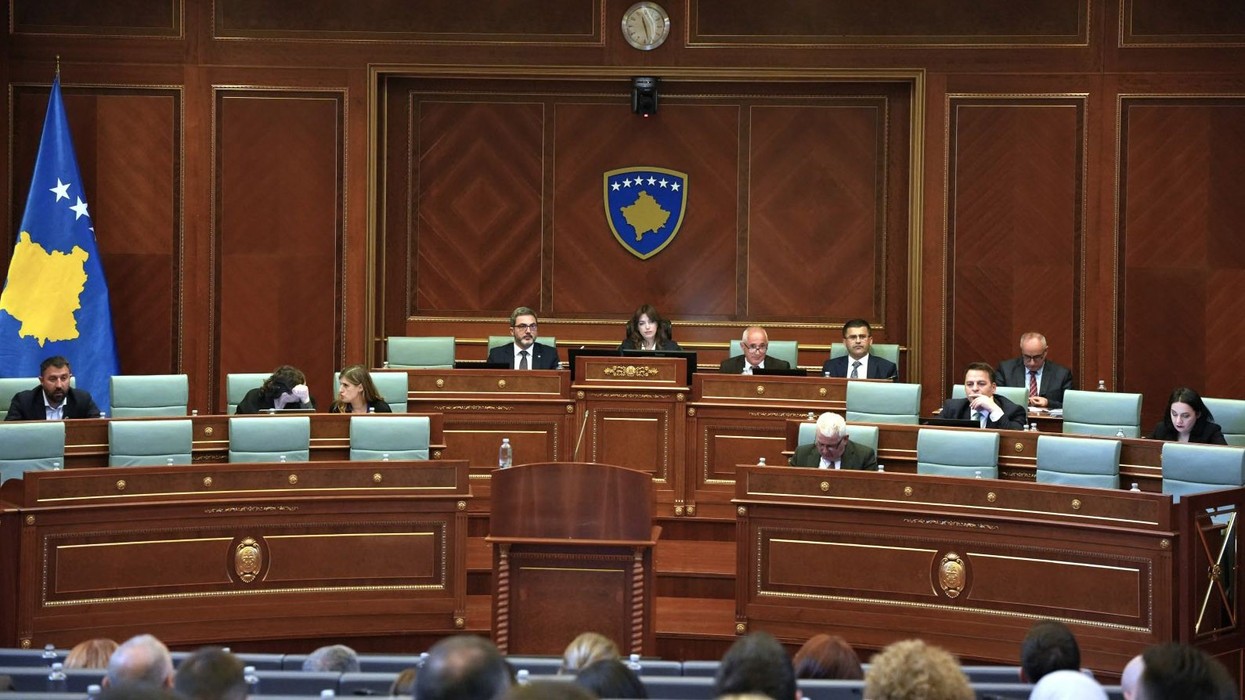 Kuvendi i Kosovës miratoi 10 projektligje