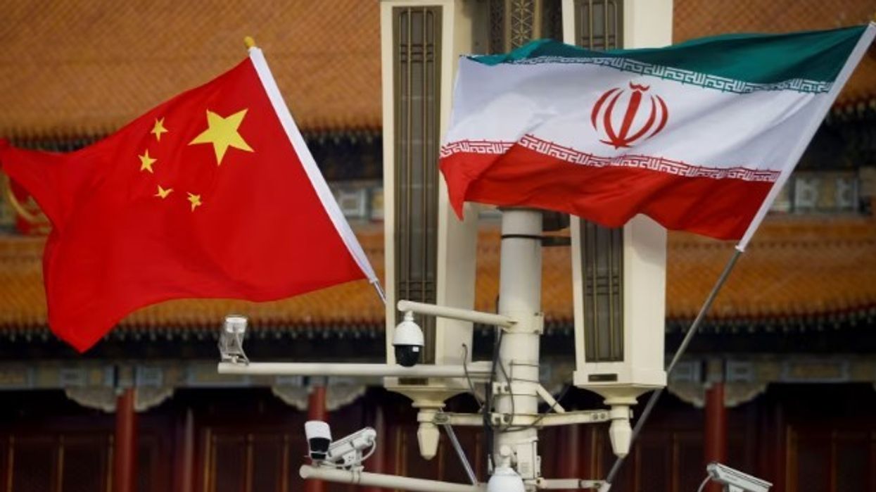 Kina dërgon fshehtas sisteme mbrojtëse ajrore në Iran Kina dërgon fshehtas sisteme mbrojtëse ajrore në Iran