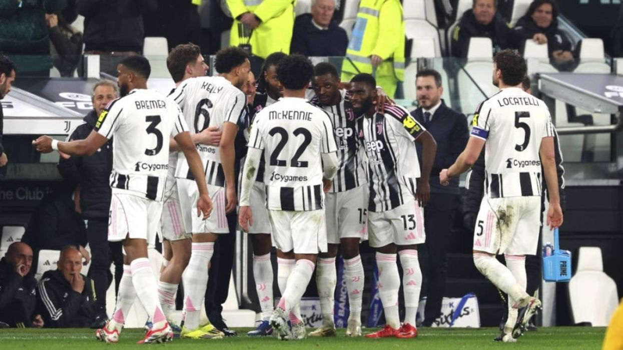 Juventusi mund të mbetet i detyruar të shesë tre yjet e skuadrës Juventusi mund të mbetet i detyruar të shesë tre yjet e skuadrës