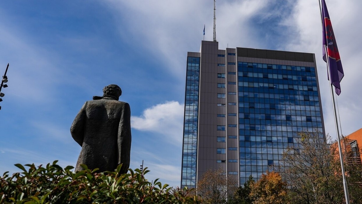 Intensifikohen përpjekjet për zgjedhjen e presidentit, a po shmangen zgjedhjet e reja?