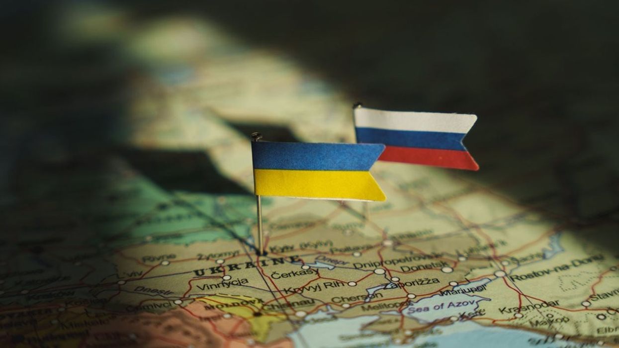 Ukraina dhe Rusia akuzojnë njëra-tjetrën për shkelje të armëpushimit Ukraina dhe Rusia akuzojnë njëra-tjetrën për shkelje të armëpushimit