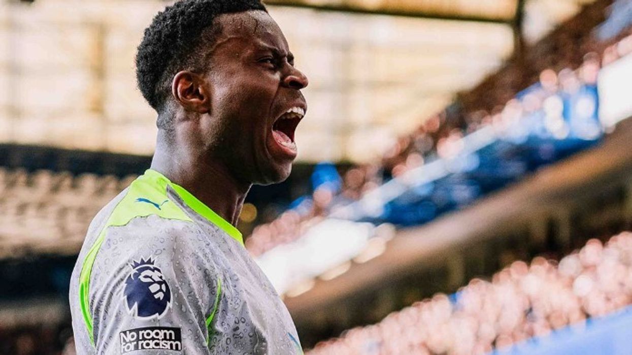 Manchester City triumfon bindshëm ndaj Chelseas, rikthen fuqishëm garën e titullit në Ligën Premier Manchester City triumfon bindshëm ndaj Chelseas, rikthen fuqishëm garën e titullit në Ligën Premier
