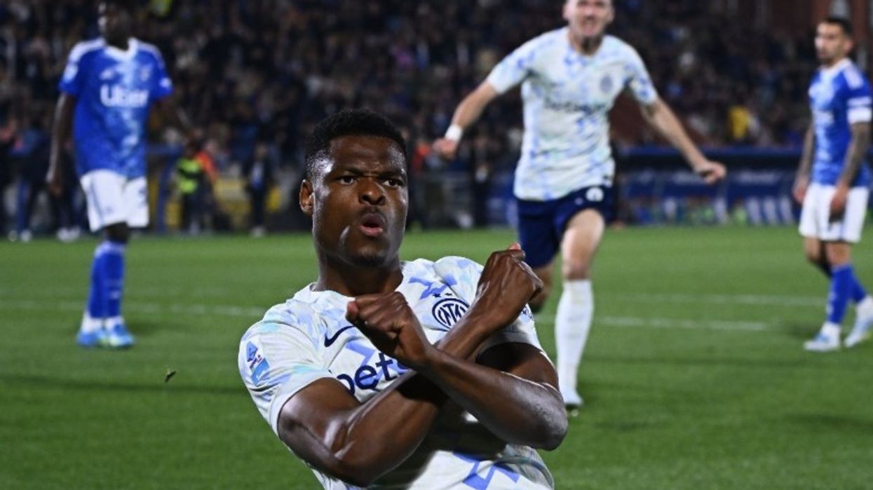 Interi me përmbysje spektakulare fiton ndaj Comos dhe marshon drejt titullit në Serie A Interi me përmbysje spektakulare fiton ndaj Comos dhe marshon drejt titullit në Serie A