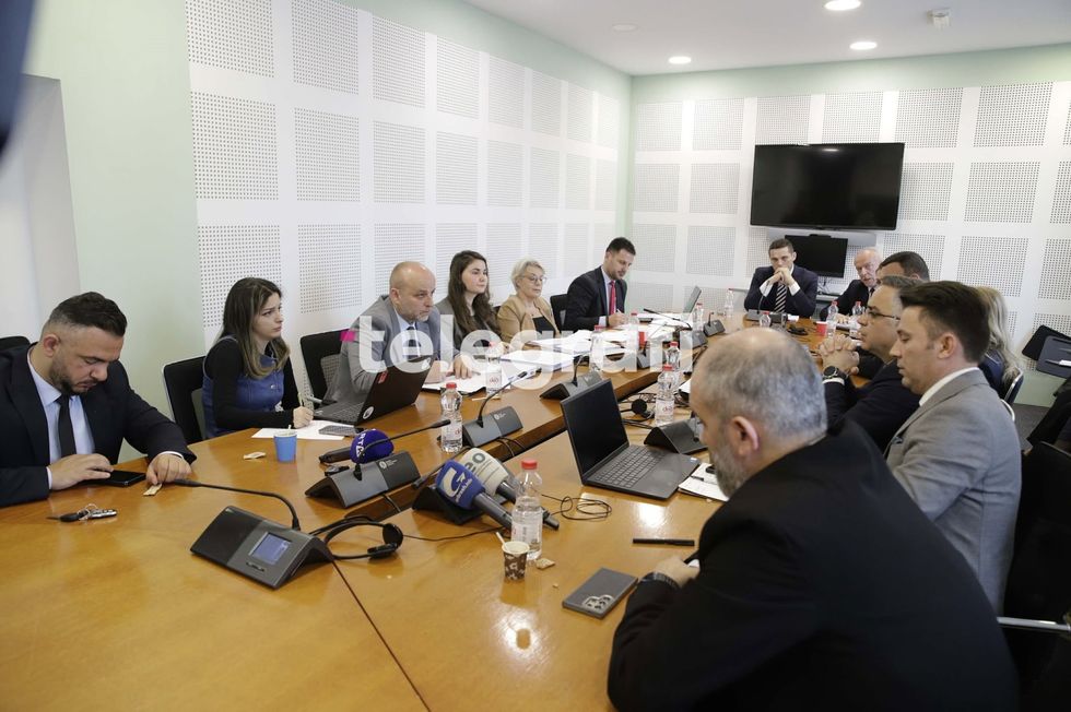 Tahiri: Byroja s’duhet të bëhet instrument partiak