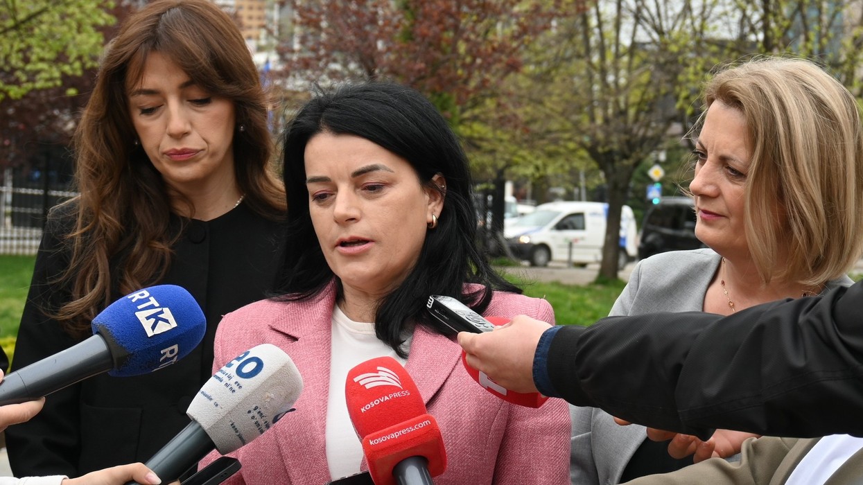 Vasfije Krasniqi: Viktimat e dhunës seksuale të dalin publikisht dhe të kërkojnë drejtësi, krimet e Serbisë nuk mund të falen