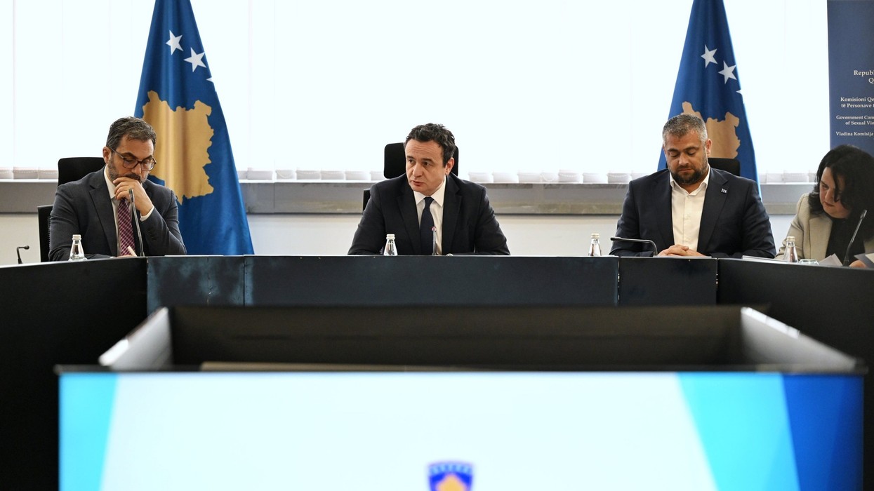 Institucionet zotohen për forcimin e mbështetjes për të mbijetuarit e dhunës seksuale