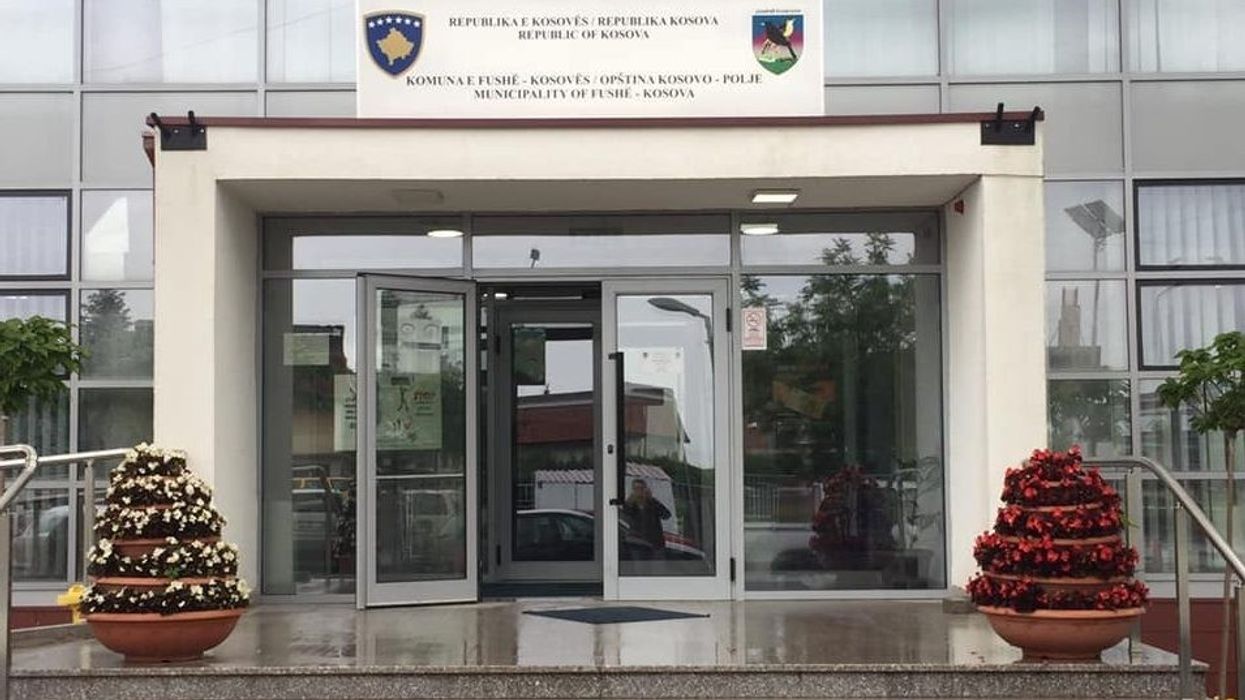 Komuna e Fushë Kosovës publikon numrat e rinj kontaktues të QKMF-së për shërbime Komuna e Fushë Kosovës publikon numrat e rinj kontaktues të QKMF-së për shërbime