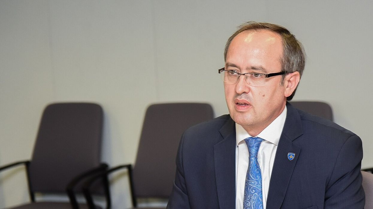 Hoti: Projektligji për çmimet tavan i papërmirësueshëm, do të dëmtojë tregun dhe konsumatorin Hoti: Projektligji për çmimet tavan i papërmirësueshëm, do të dëmtojë tregun dhe konsumatorin
