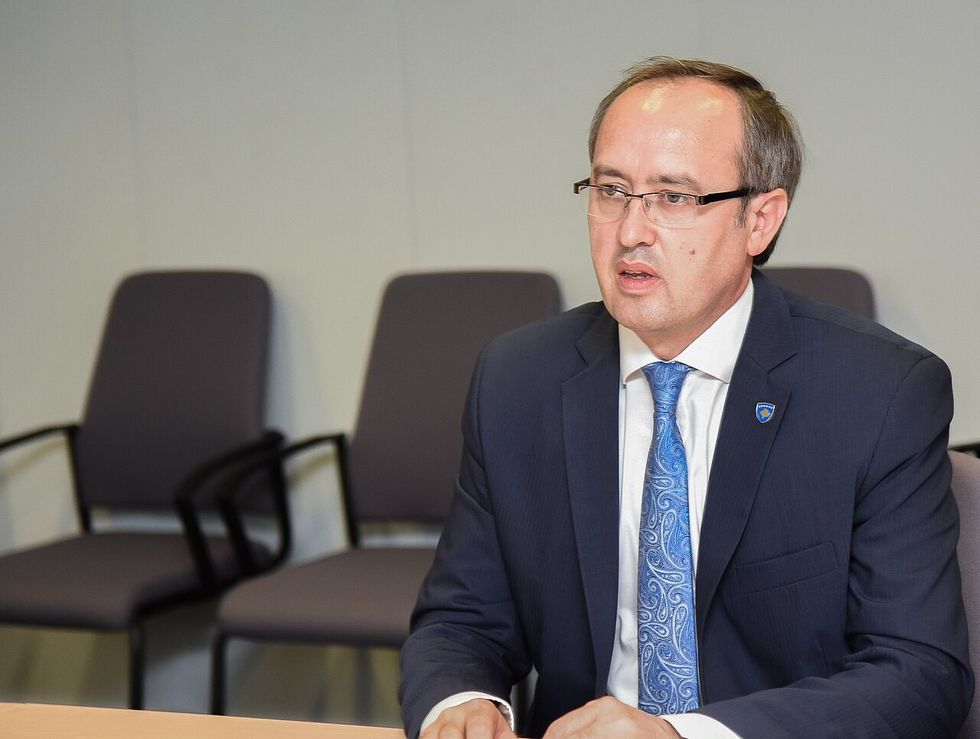 Hoti: Projektligji për çmimet tavan i papërmirësueshëm, do të dëmtojë tregun dhe konsumatorin