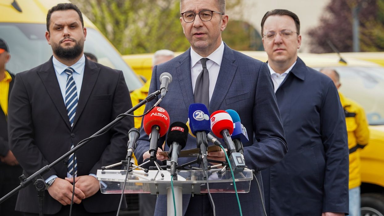 Mickoski: LSDM duhet t’i bëjë thirrje Vasko Kovaçevskit të kthehet dhe të përballet me drejtësinë Mickoski: LSDM duhet t’i bëjë thirrje Vasko Kovaçevskit të kthehet dhe të përballet me drejtësinë