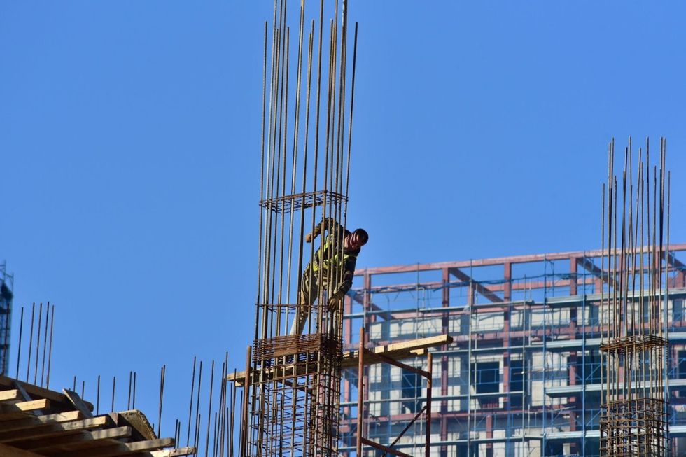 Një 48-vjeçar humb jetën në vendin e punës në Shtime